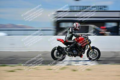 media/Mar-25-2024-Moto Forza (Mon) [[8d4319bd68]]/3-Intermediate Group/Session 4 (Front Straight Speed Pans)/